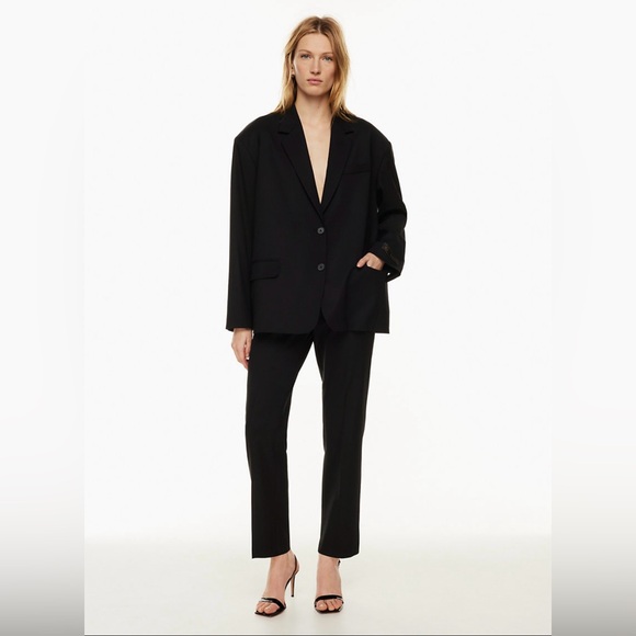 Babaton Vogue Blazer - Picture 2 of 6